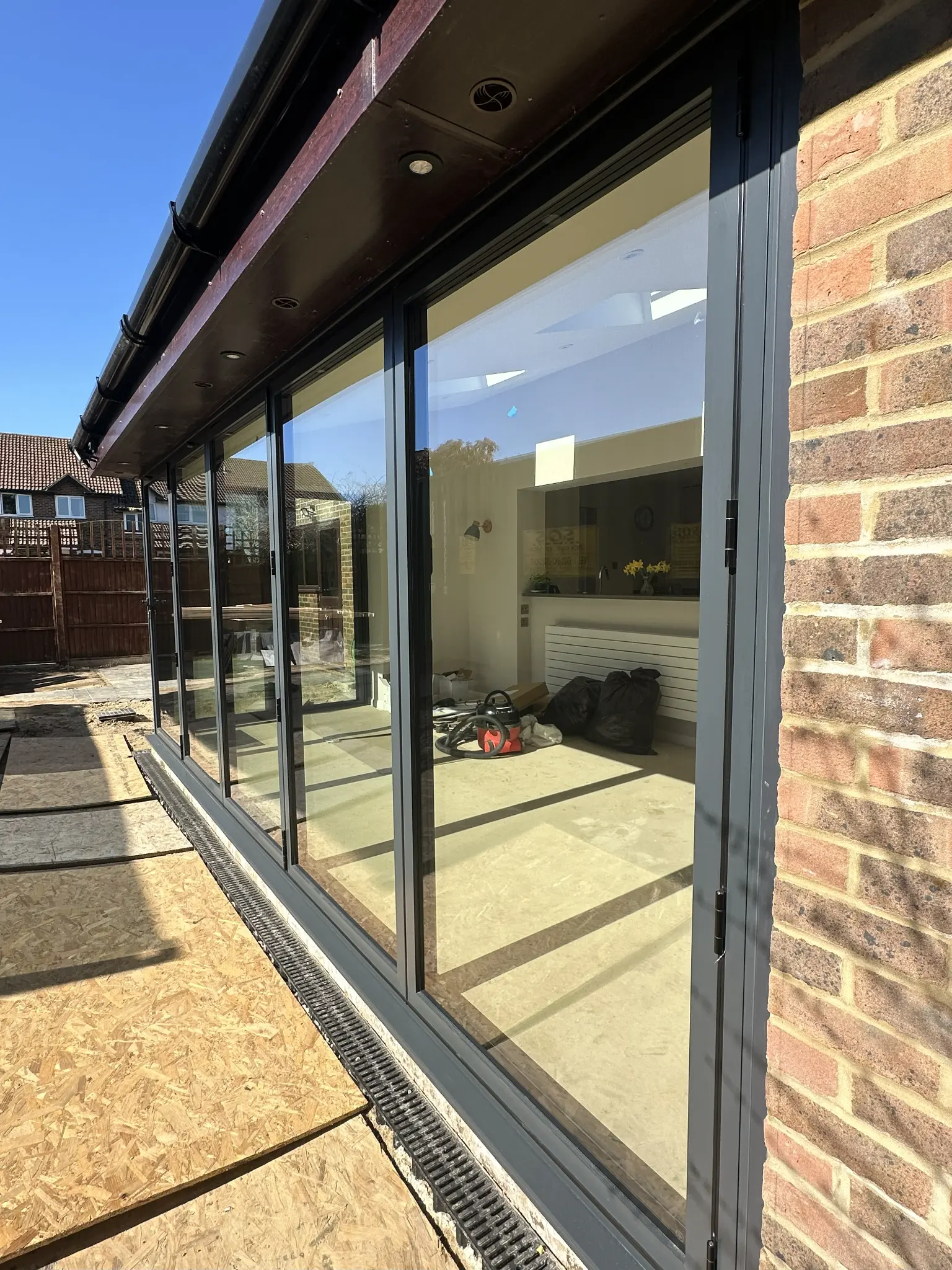 Mastering Weather Sealing Technology in UK Glazing