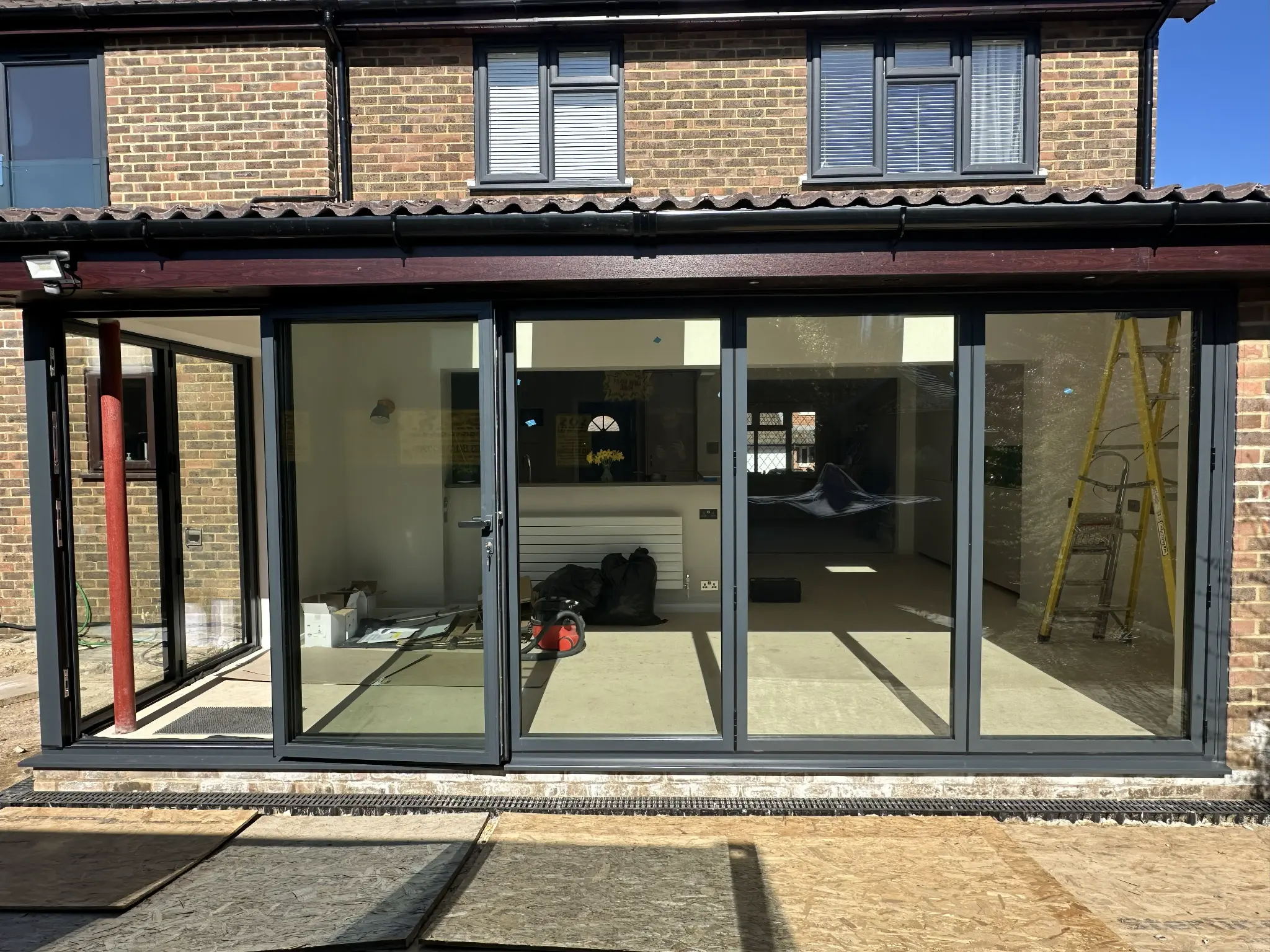 Choosing the Right Glazing for Your UK Garden Room