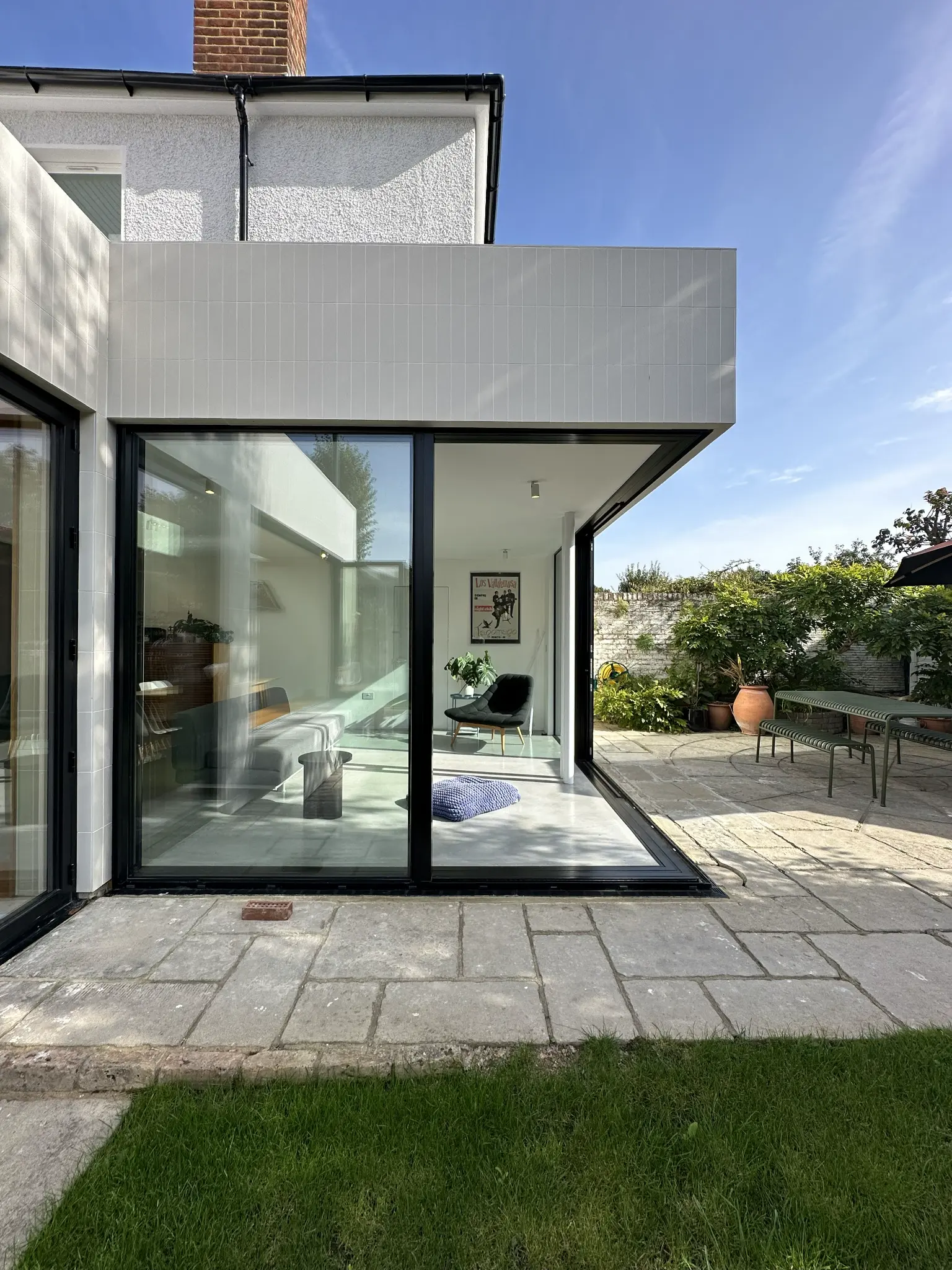 Corner Sliding Door