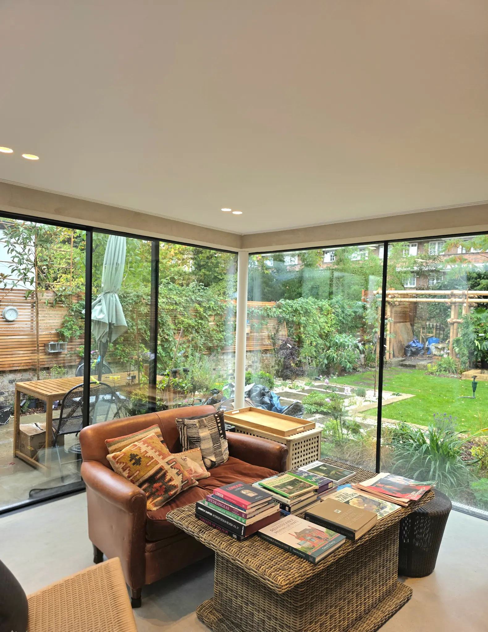 Designing Open Plan Living with Architectural Glazing